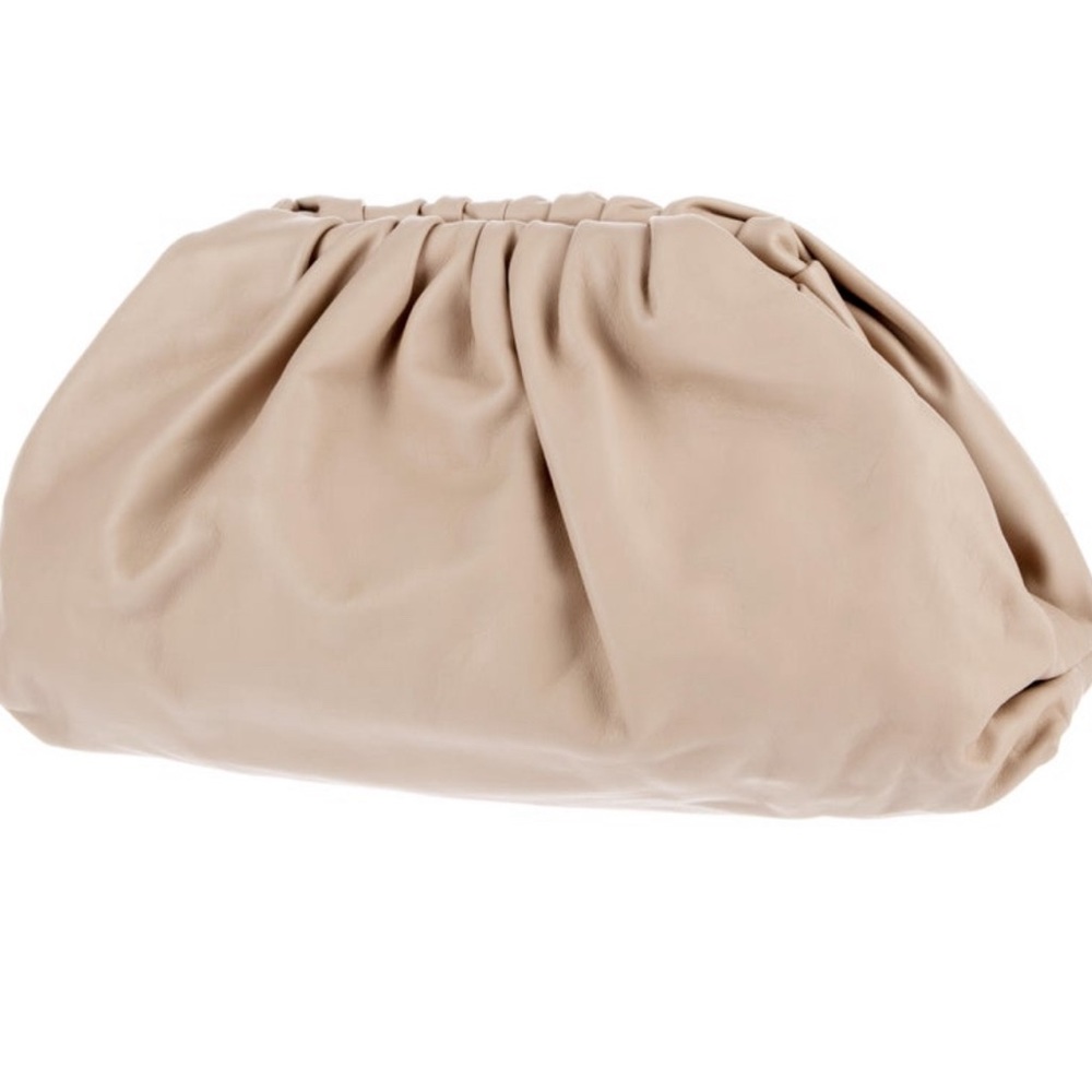 Bottega Veneta large clutch nude beige neutral color like NEW